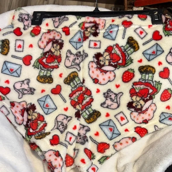Strawberry Shortcake  Fleece Sleep Shorts with Faux Red Bow - Picture 4 of 6